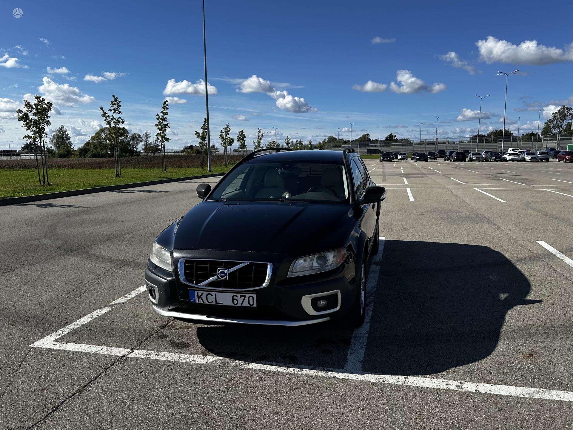 Volvo XC70