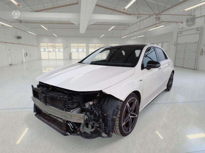 Mercedes-Benz A45 AMG