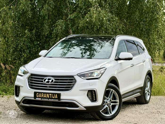 Hyundai Grand Santa Fe