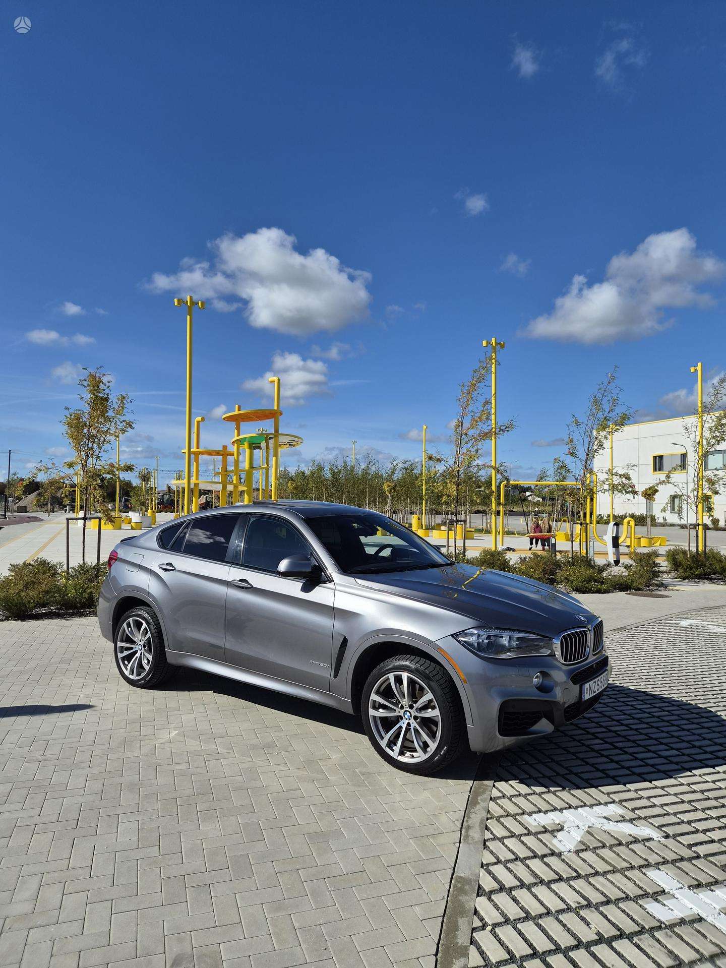 BMW X6