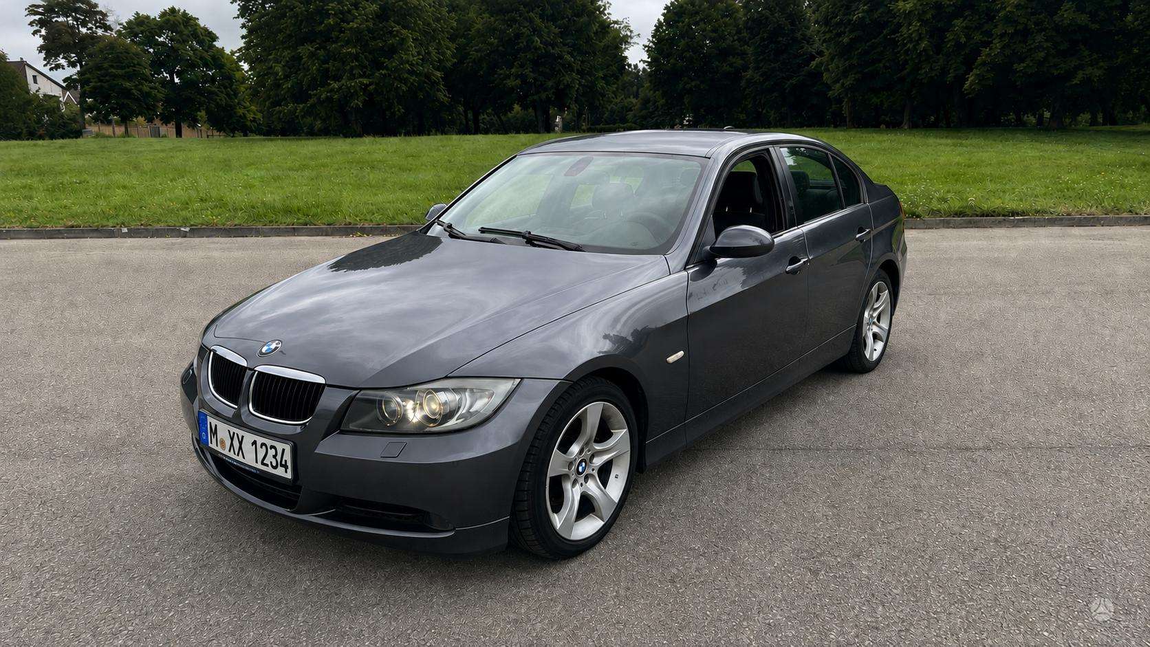 BMW 320