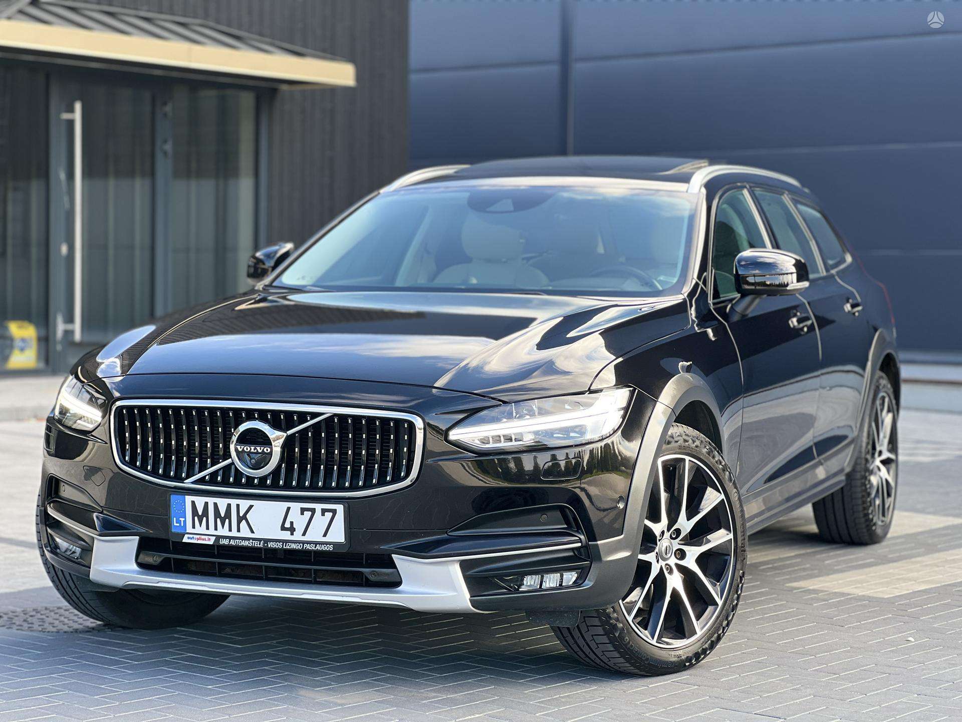 Volvo V90 Cross Country