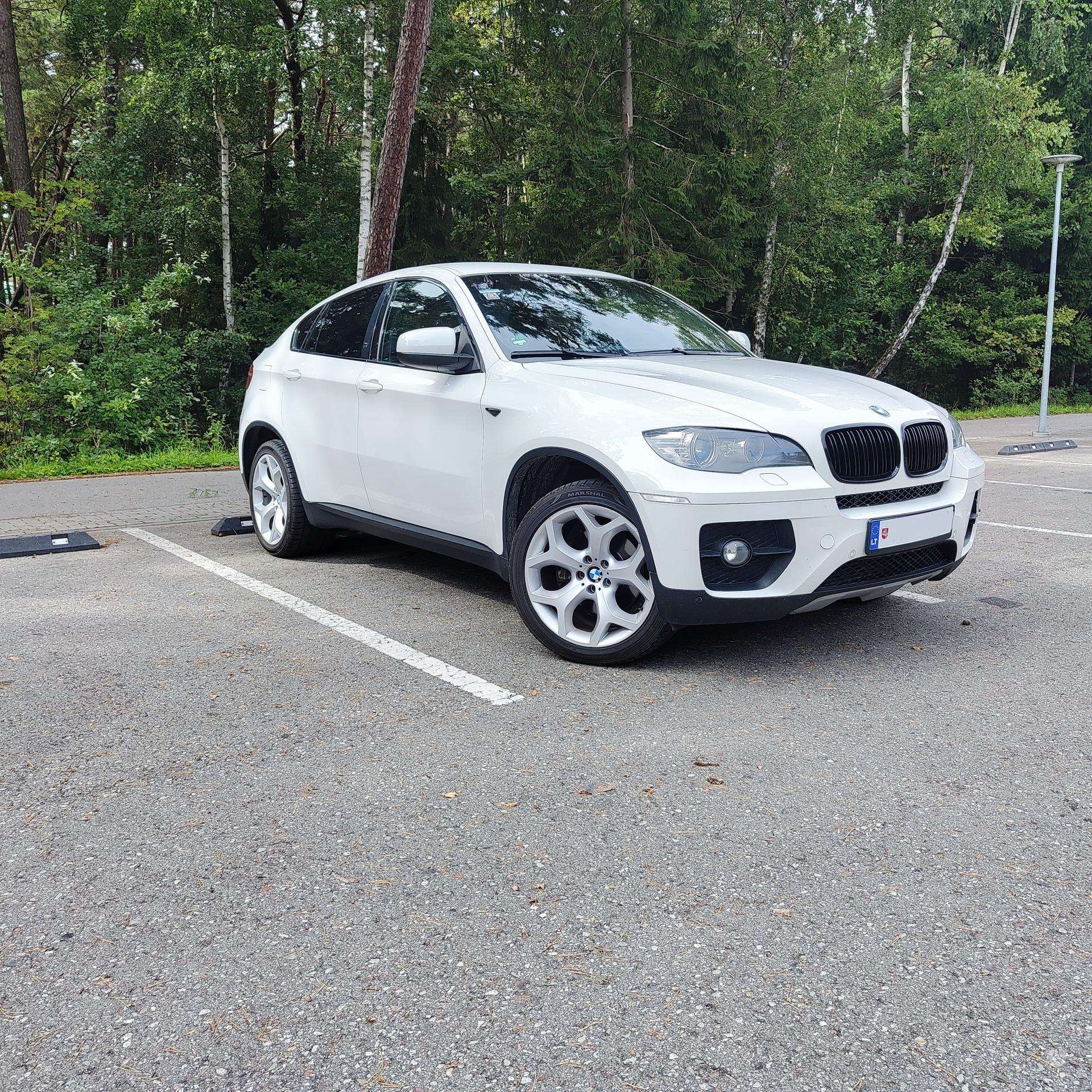 BMW X6