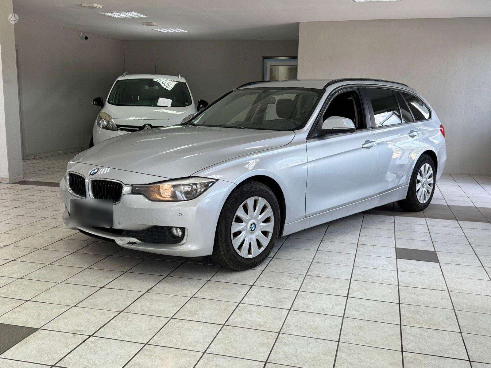 BMW 320