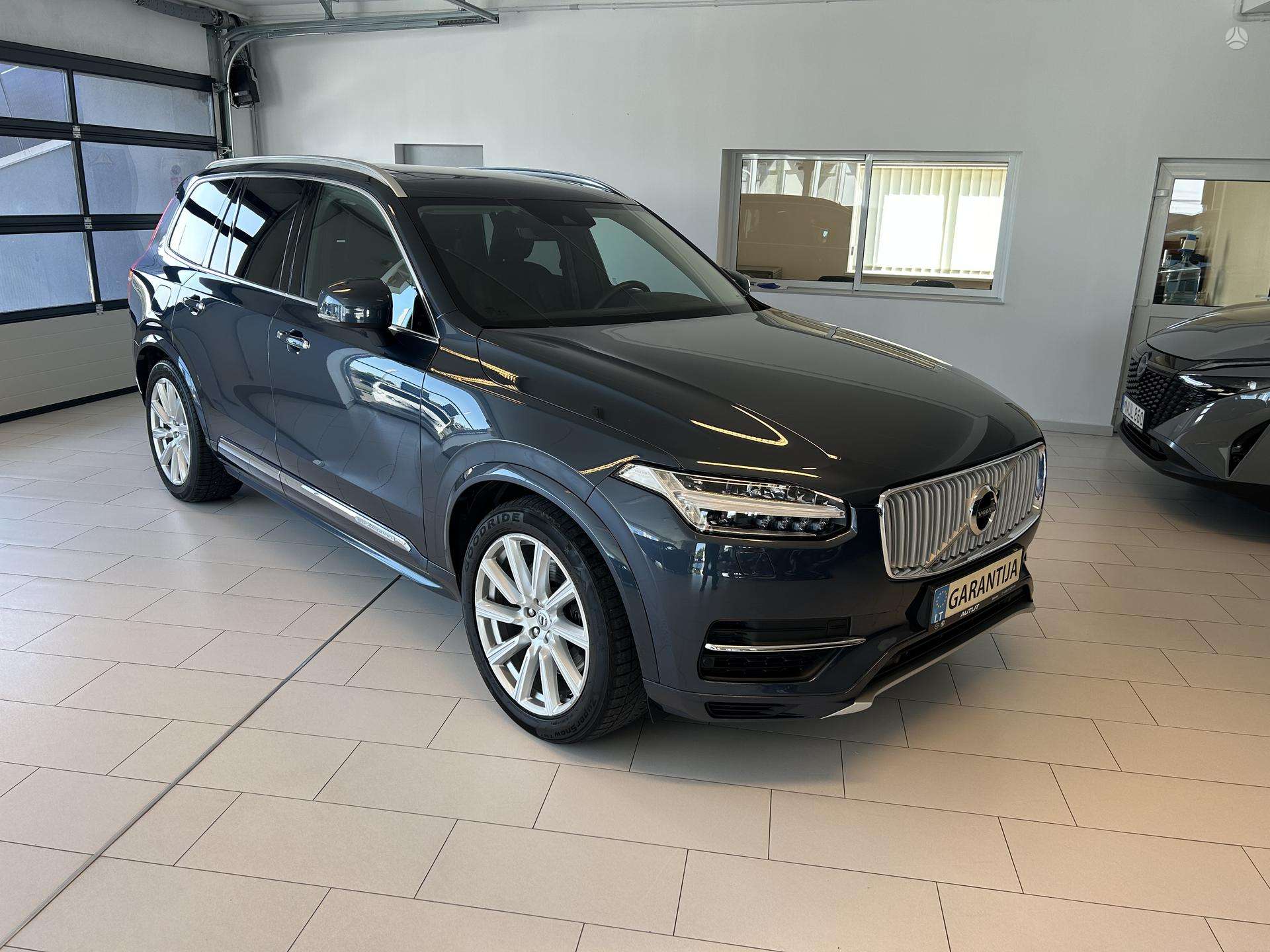 Volvo XC90