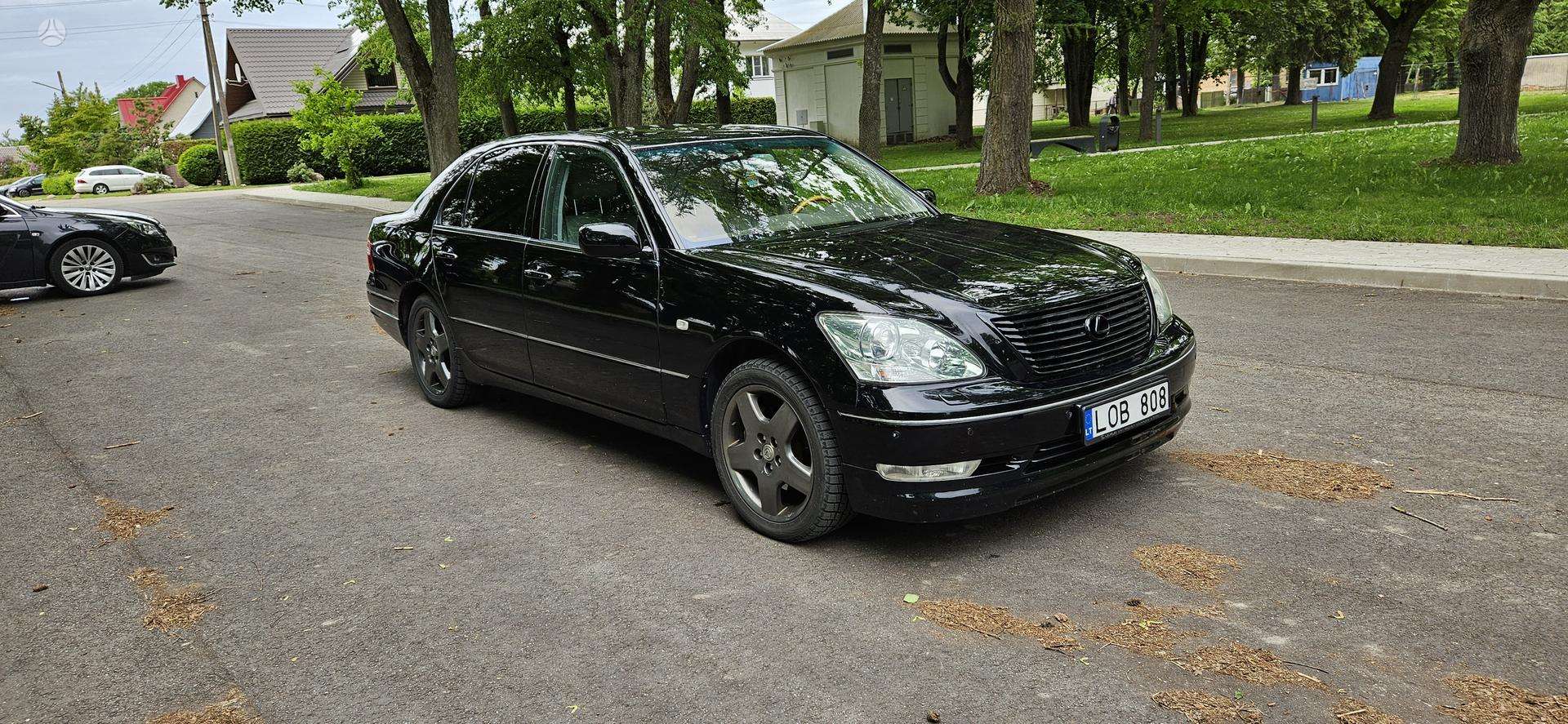 Lexus LS 430