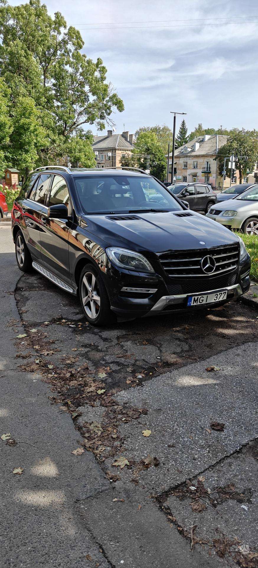 Mercedes-Benz ML350