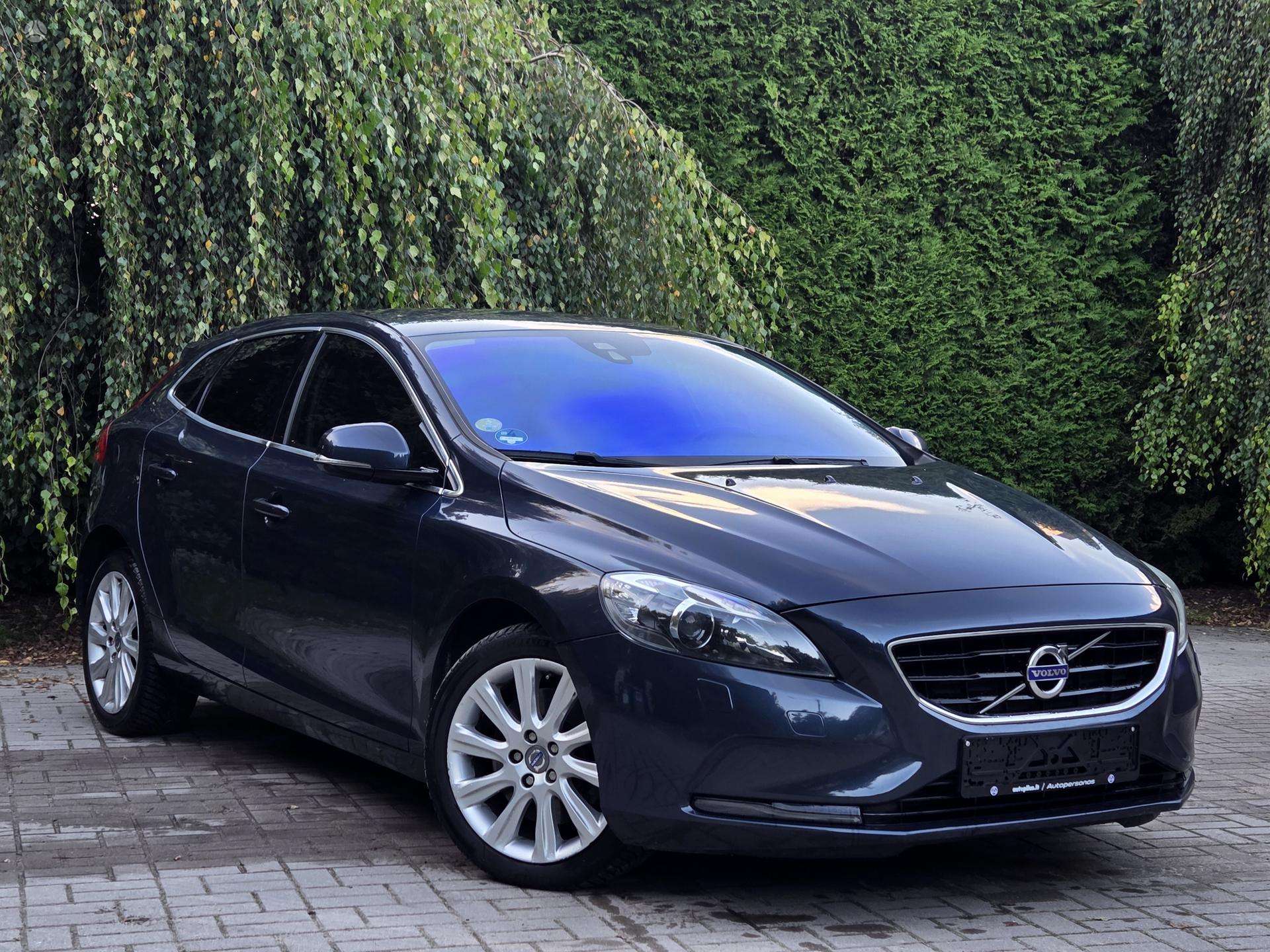 Volvo V40