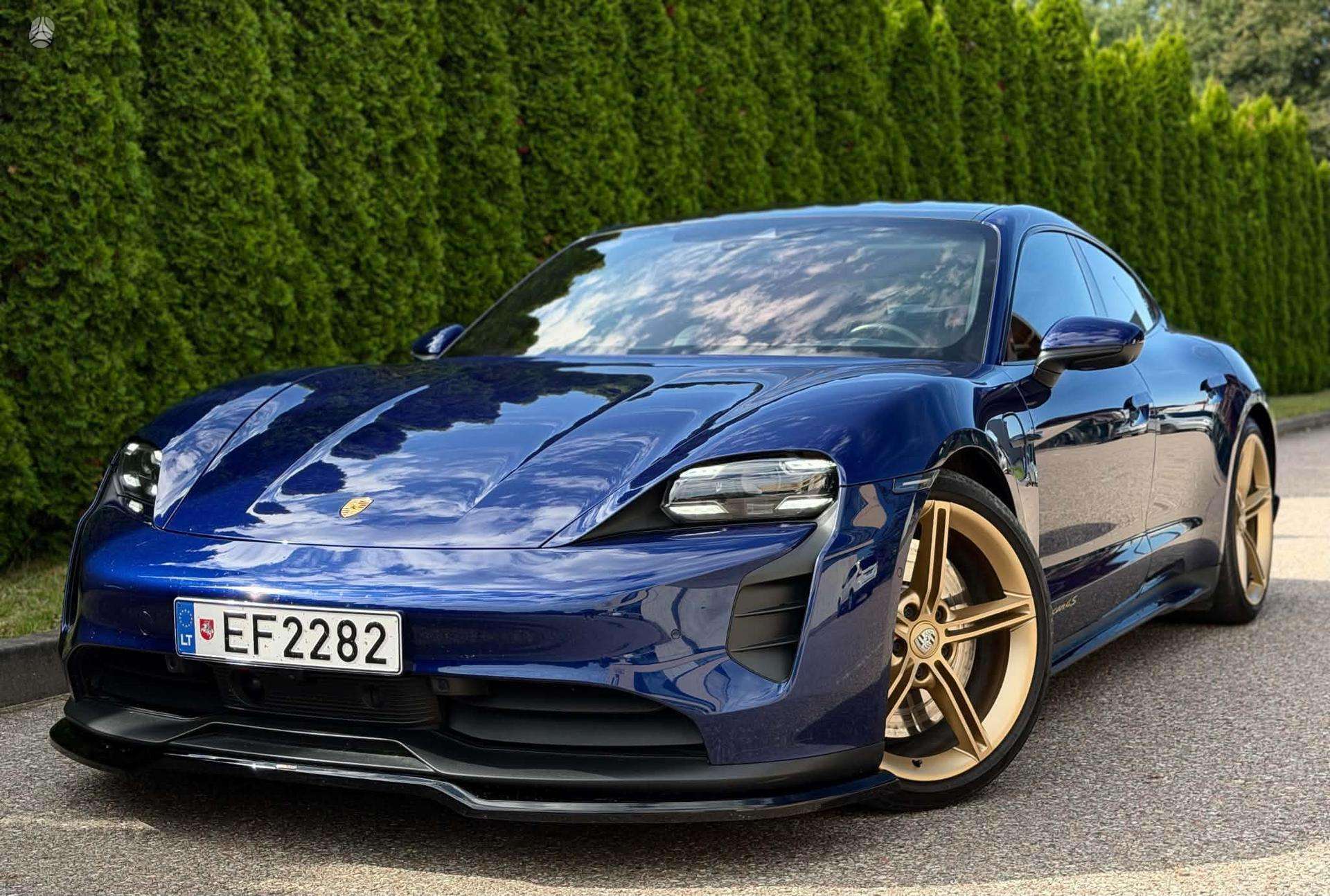 Porsche Taycan