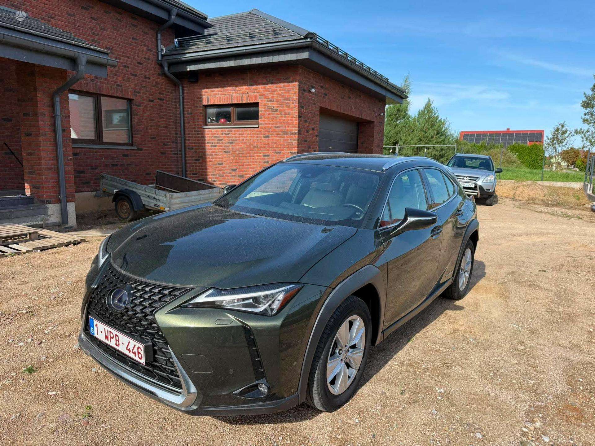 Lexus UX 250h