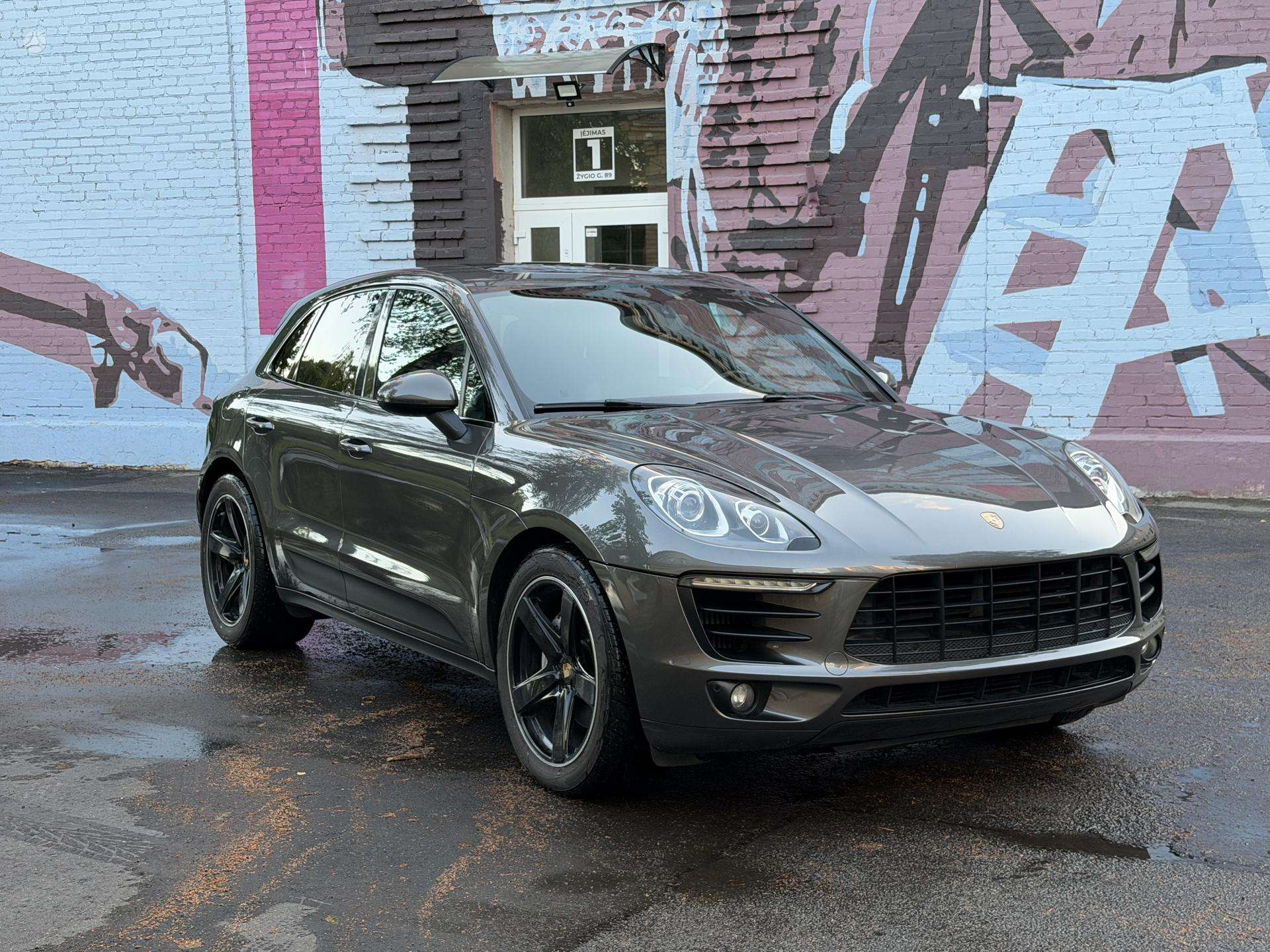 Porsche Macan