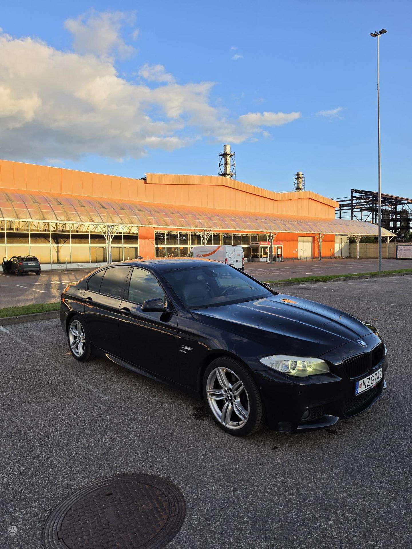 BMW 530