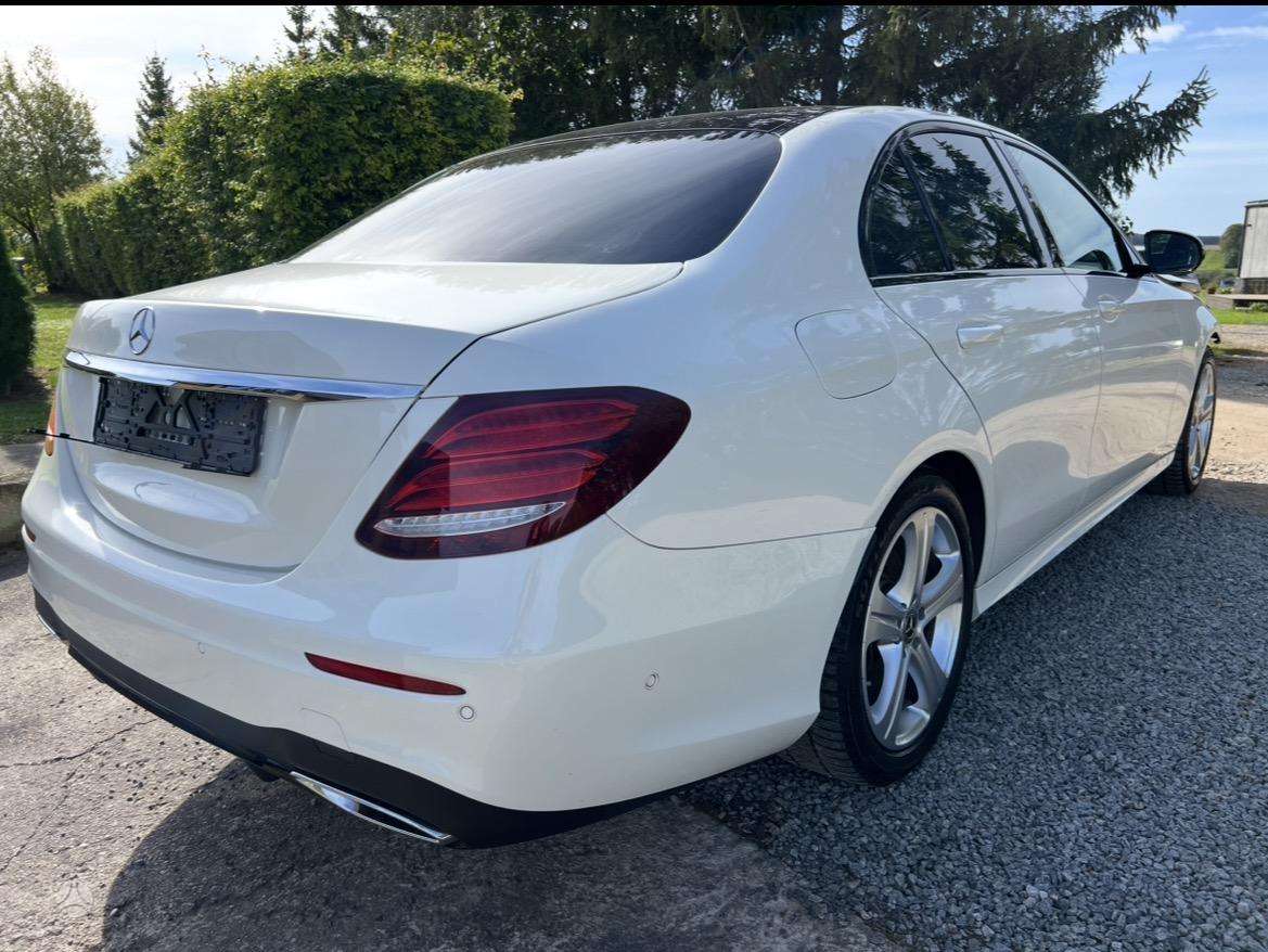 Mercedes-Benz E350