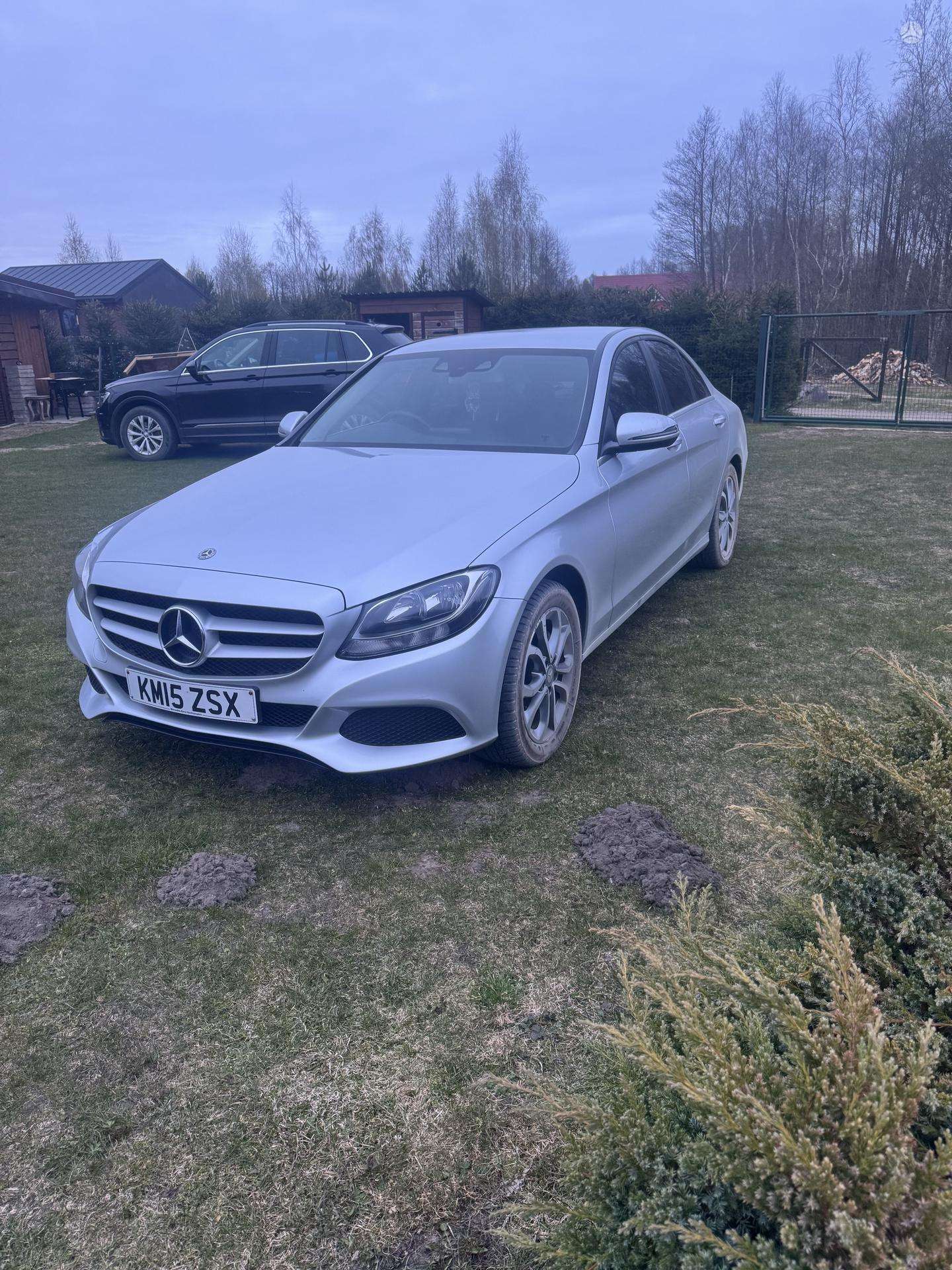 Mercedes-Benz C200