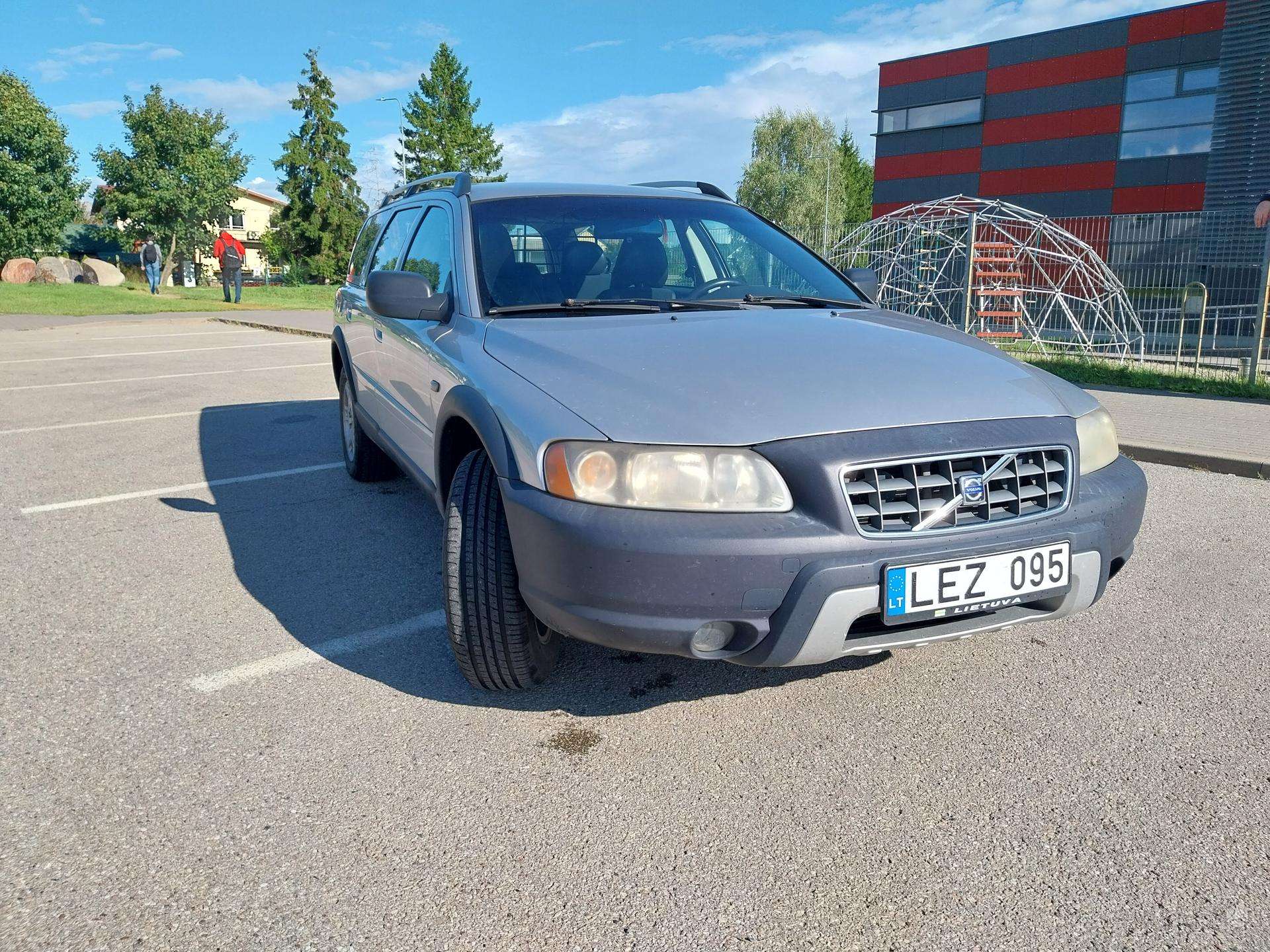 Volvo XC70