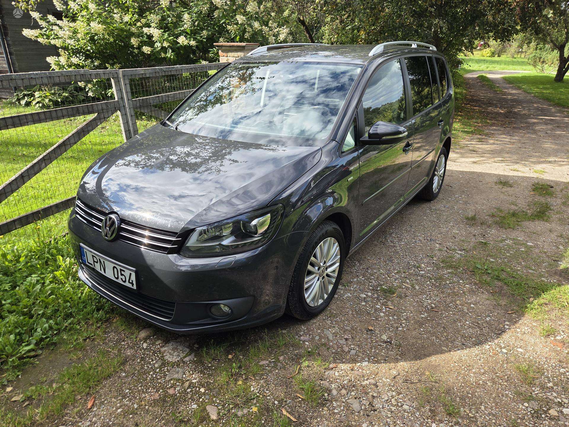 Volkswagen Touran