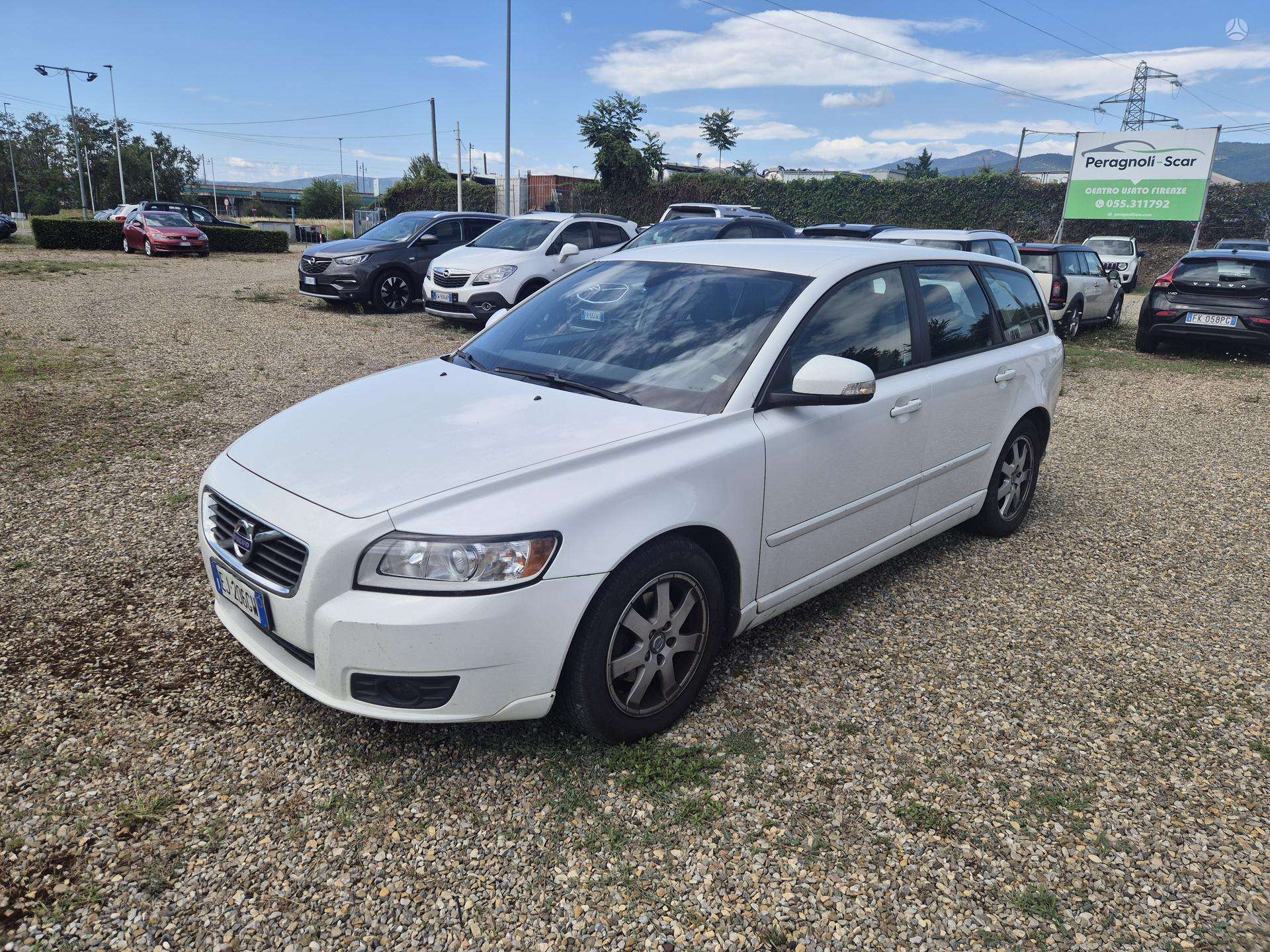 Volvo V50