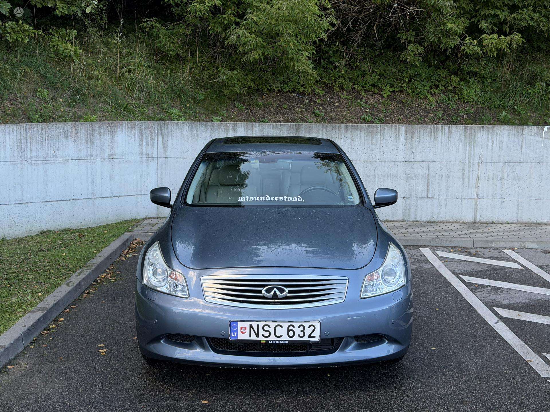 Infiniti G37