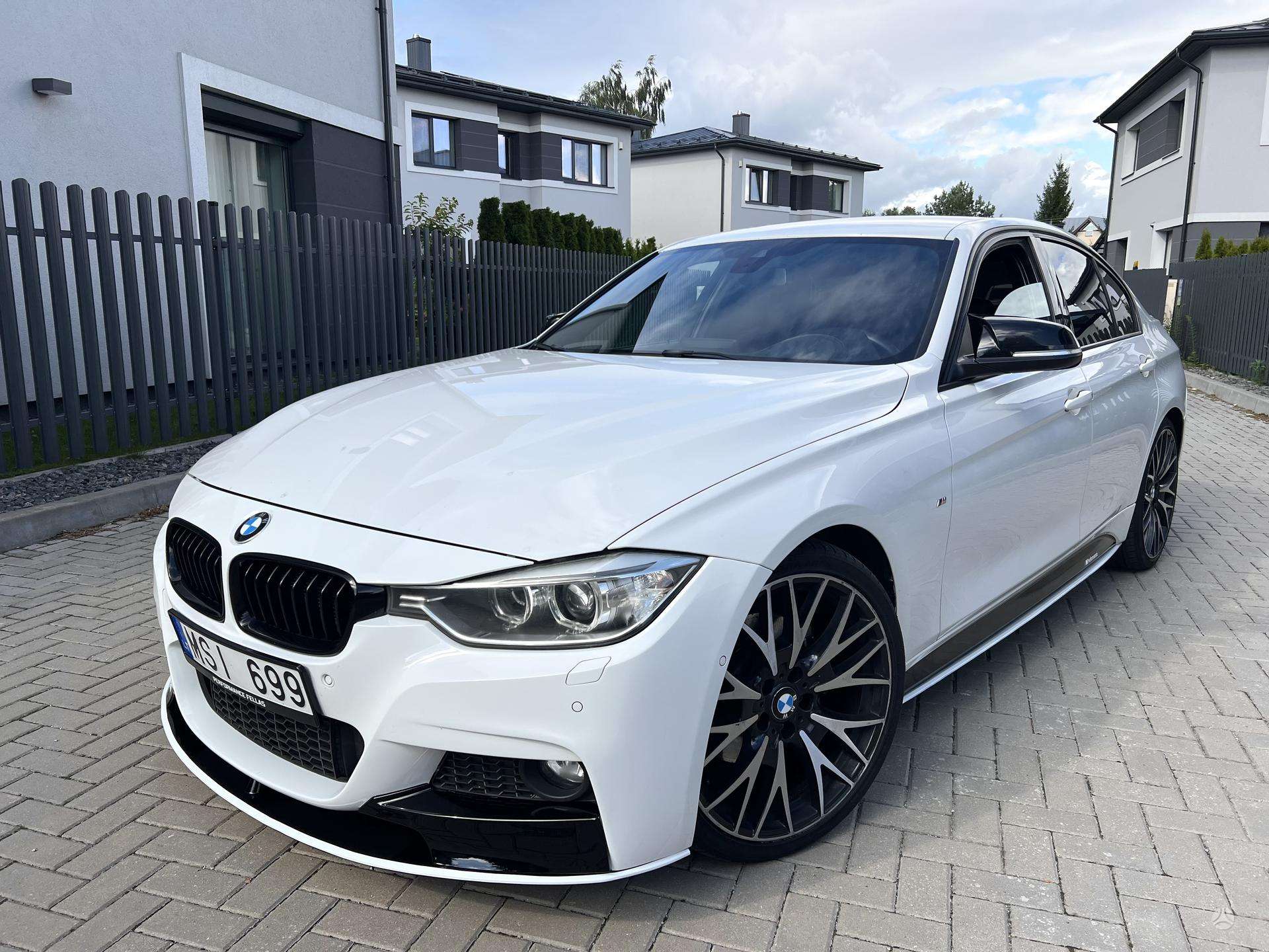 BMW 328