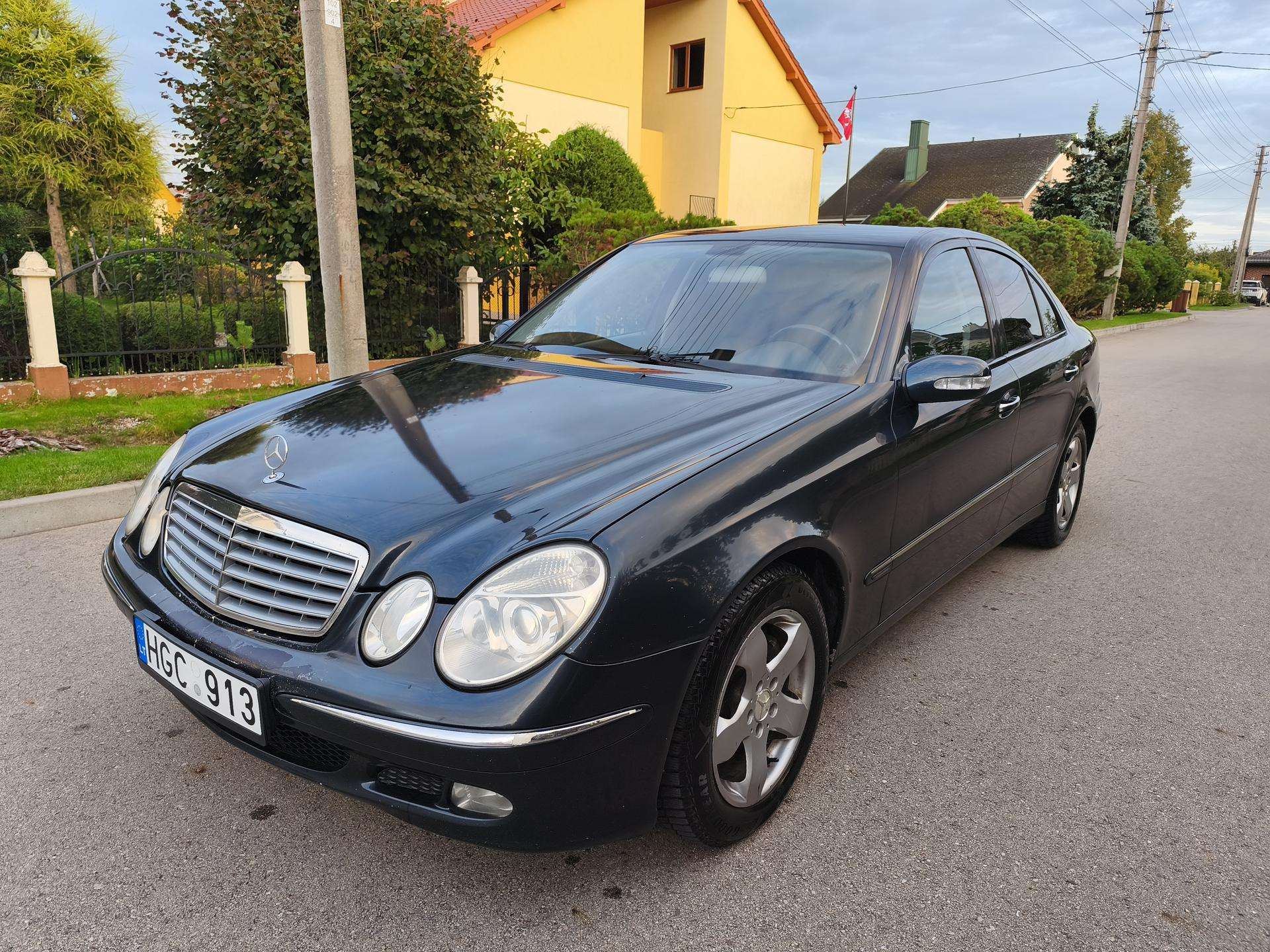 Mercedes-Benz E270