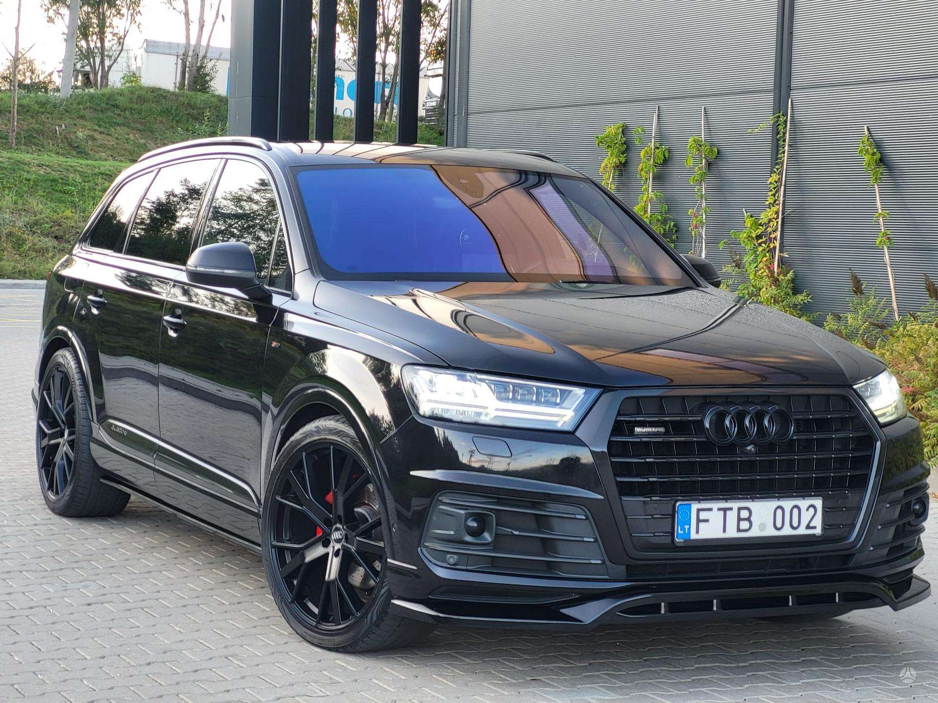 Audi Q7