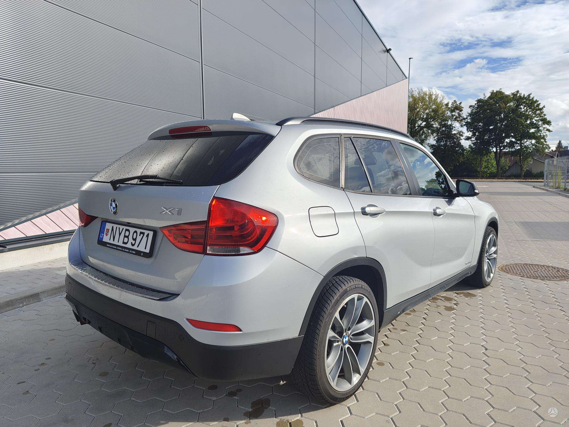 BMW X1