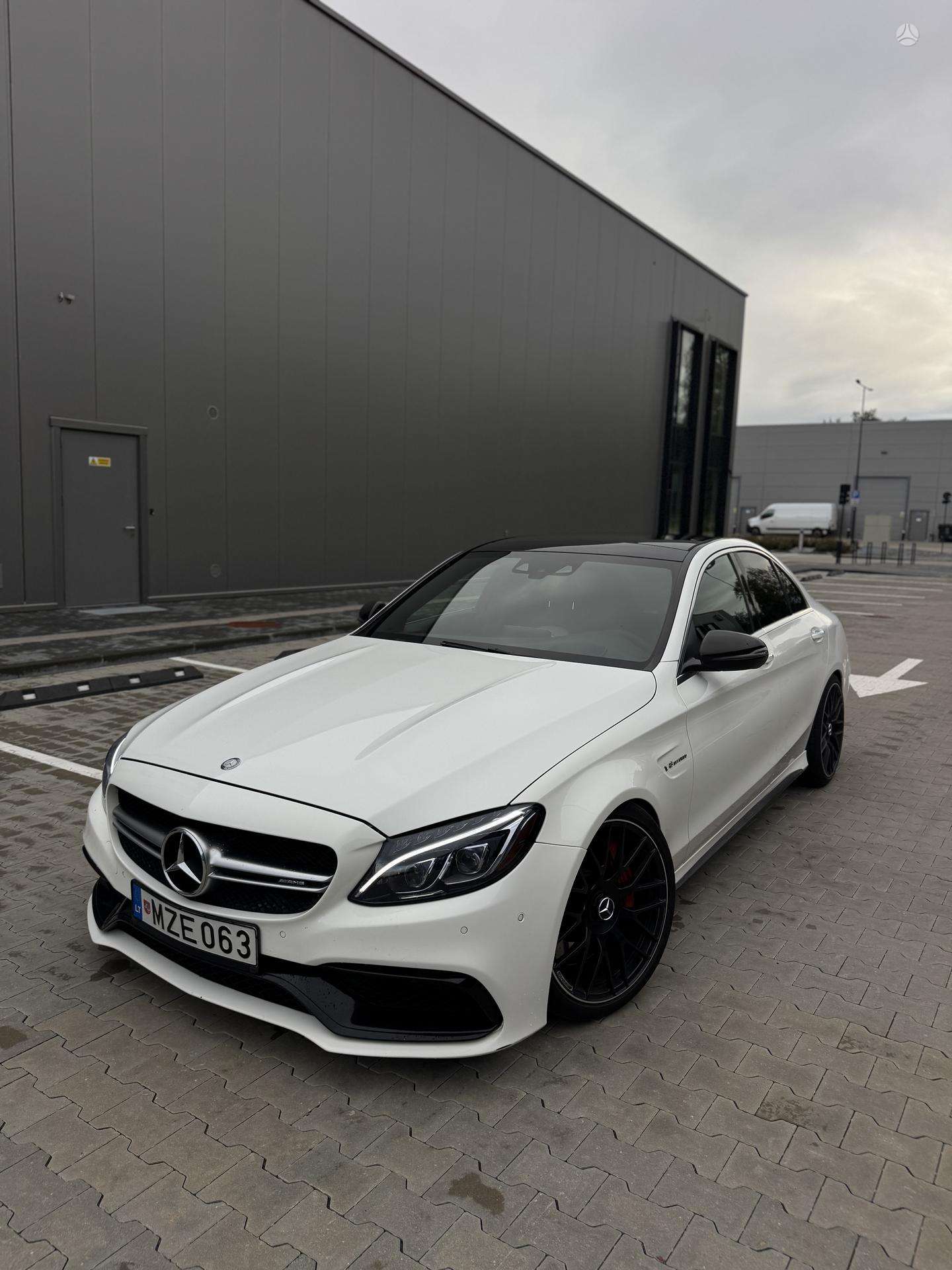 Mercedes-Benz C63 AMG