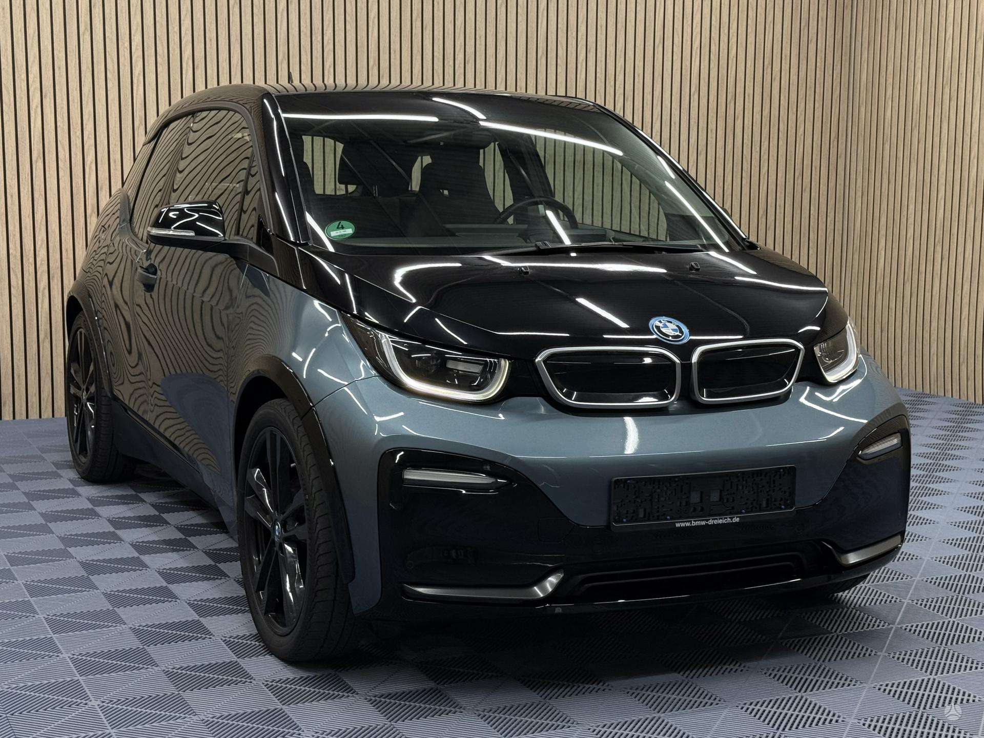 BMW i3s
