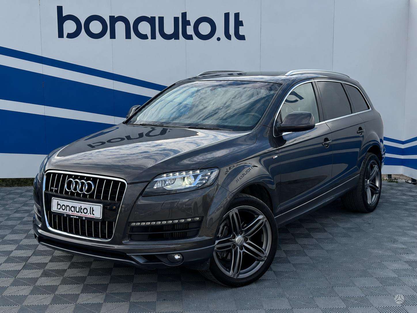 Audi Q7.