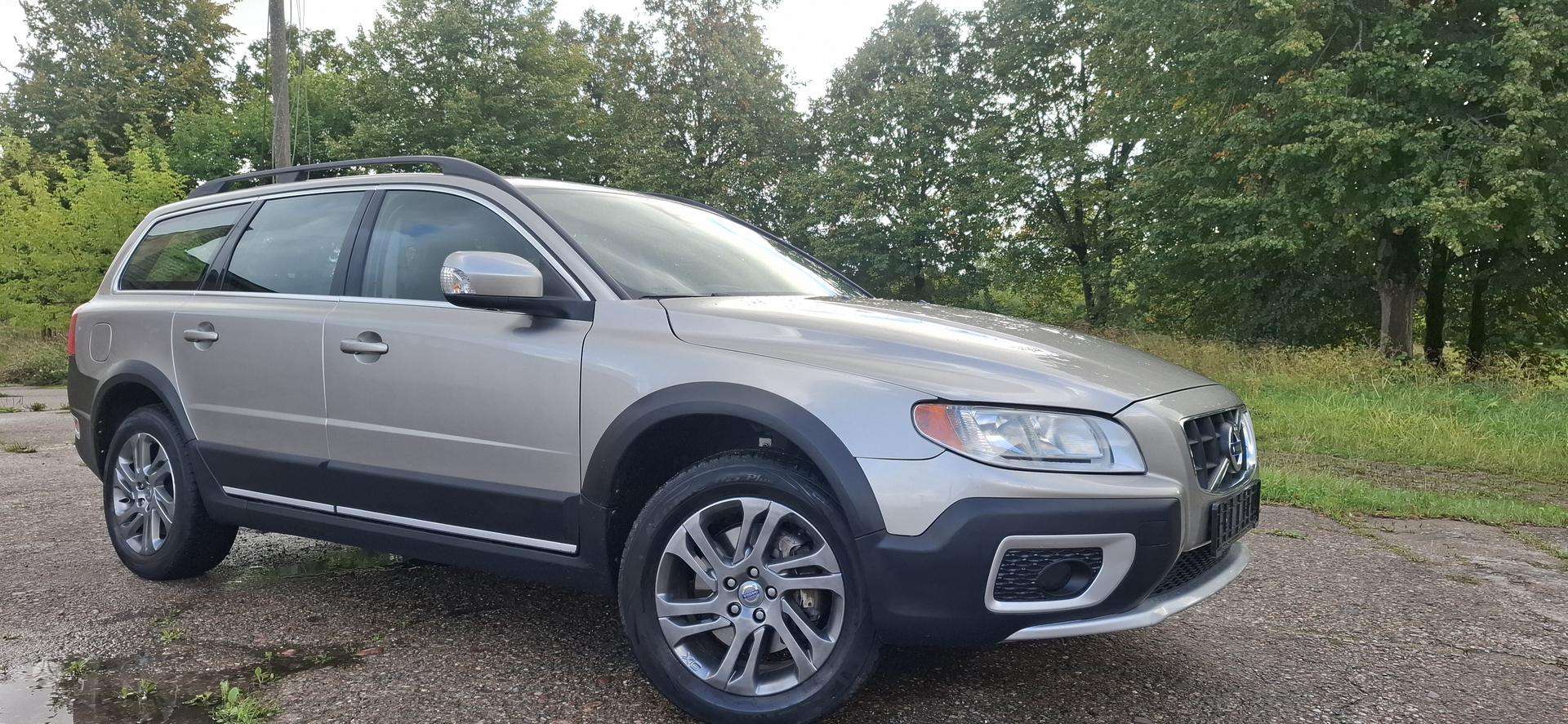 Volvo XC70