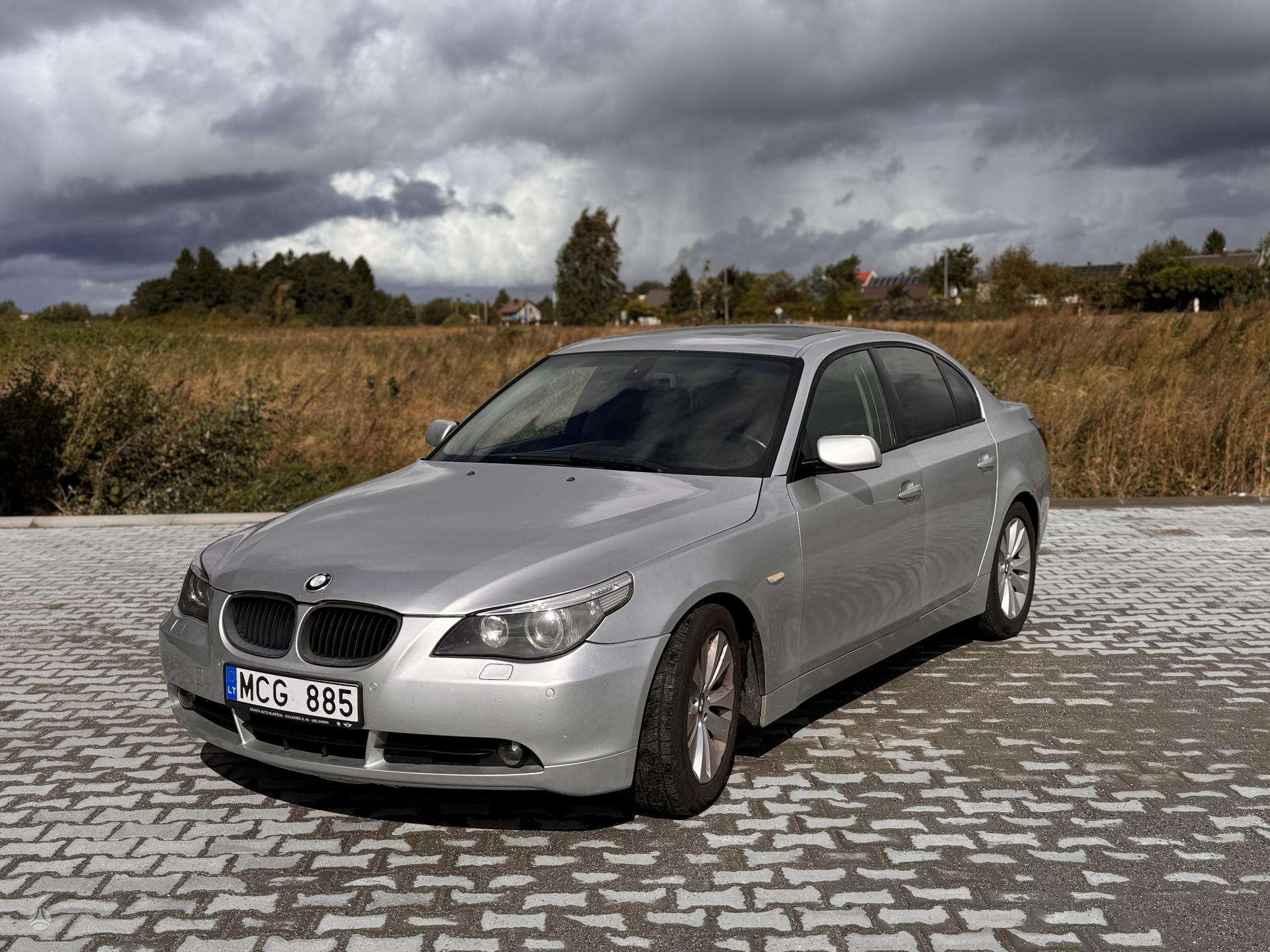 BMW 530