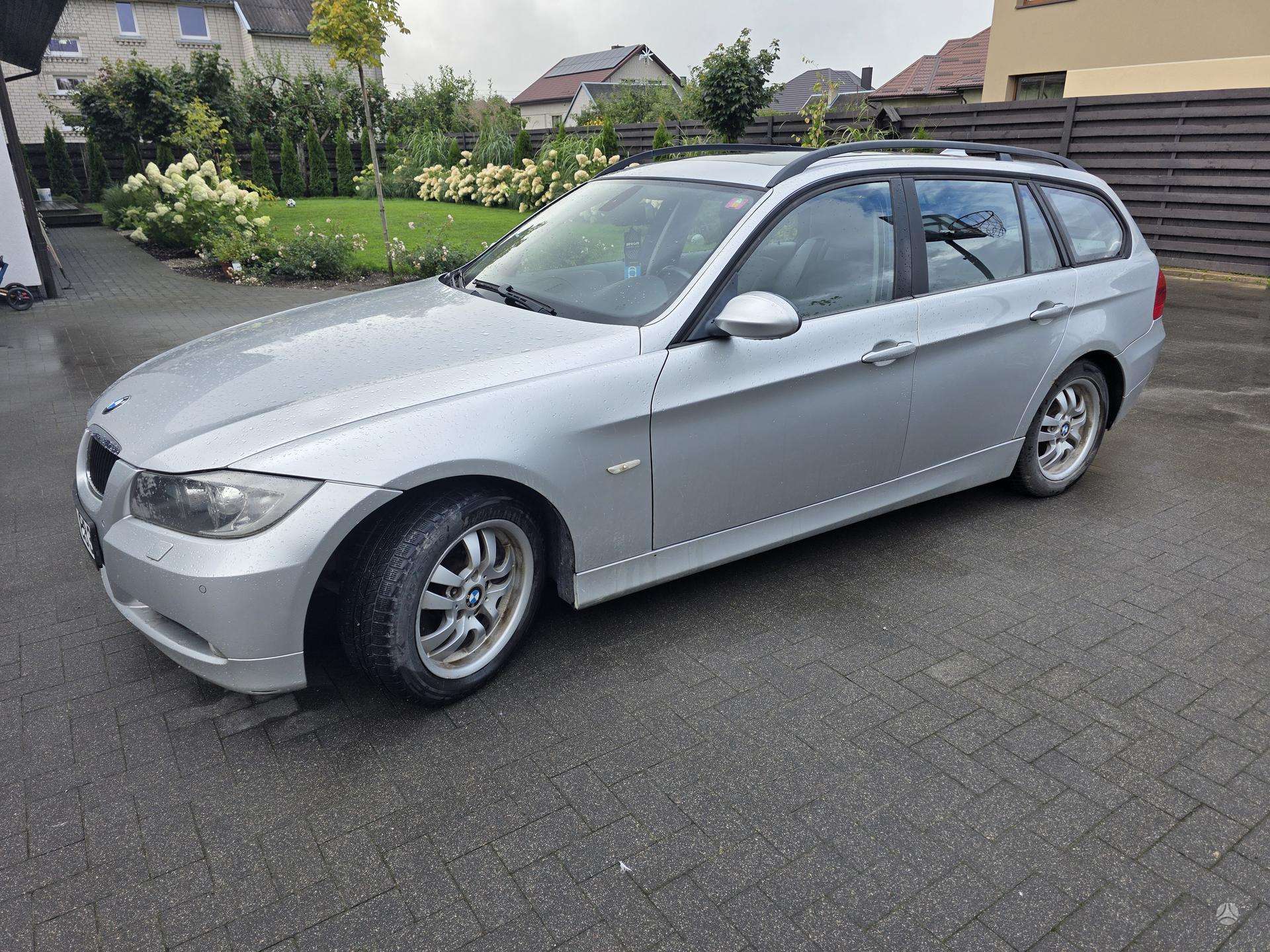BMW 320