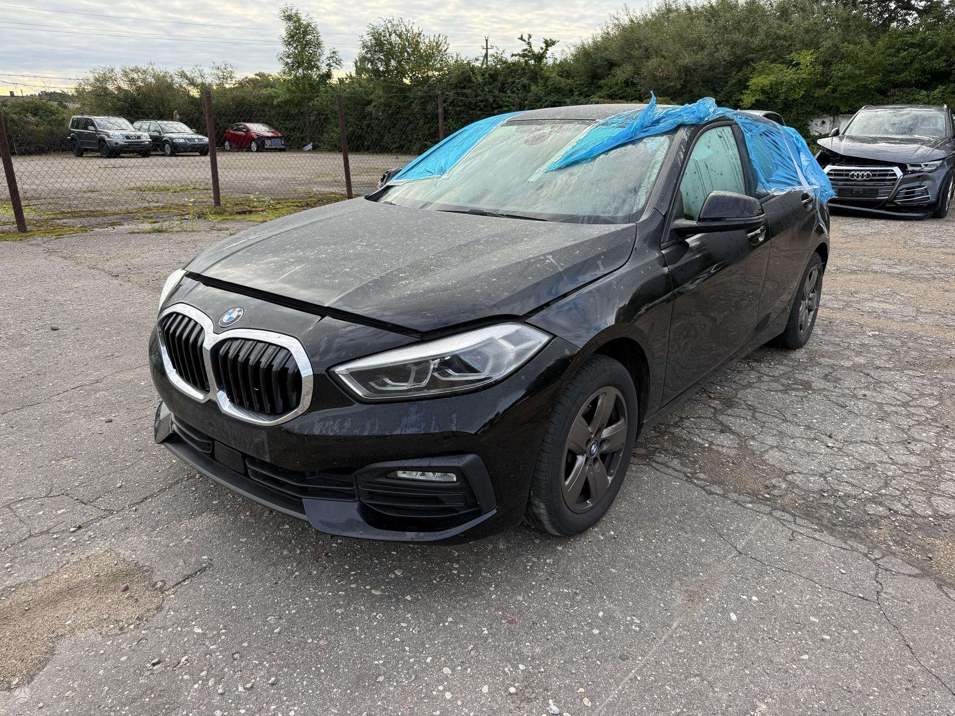 BMW 118